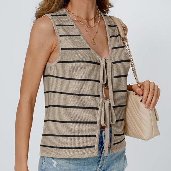 NWT - Lillusory - Womens Crochet Tie Front Sweater Vest Tank Top - Y2K - Size L - Picture 3 of 6